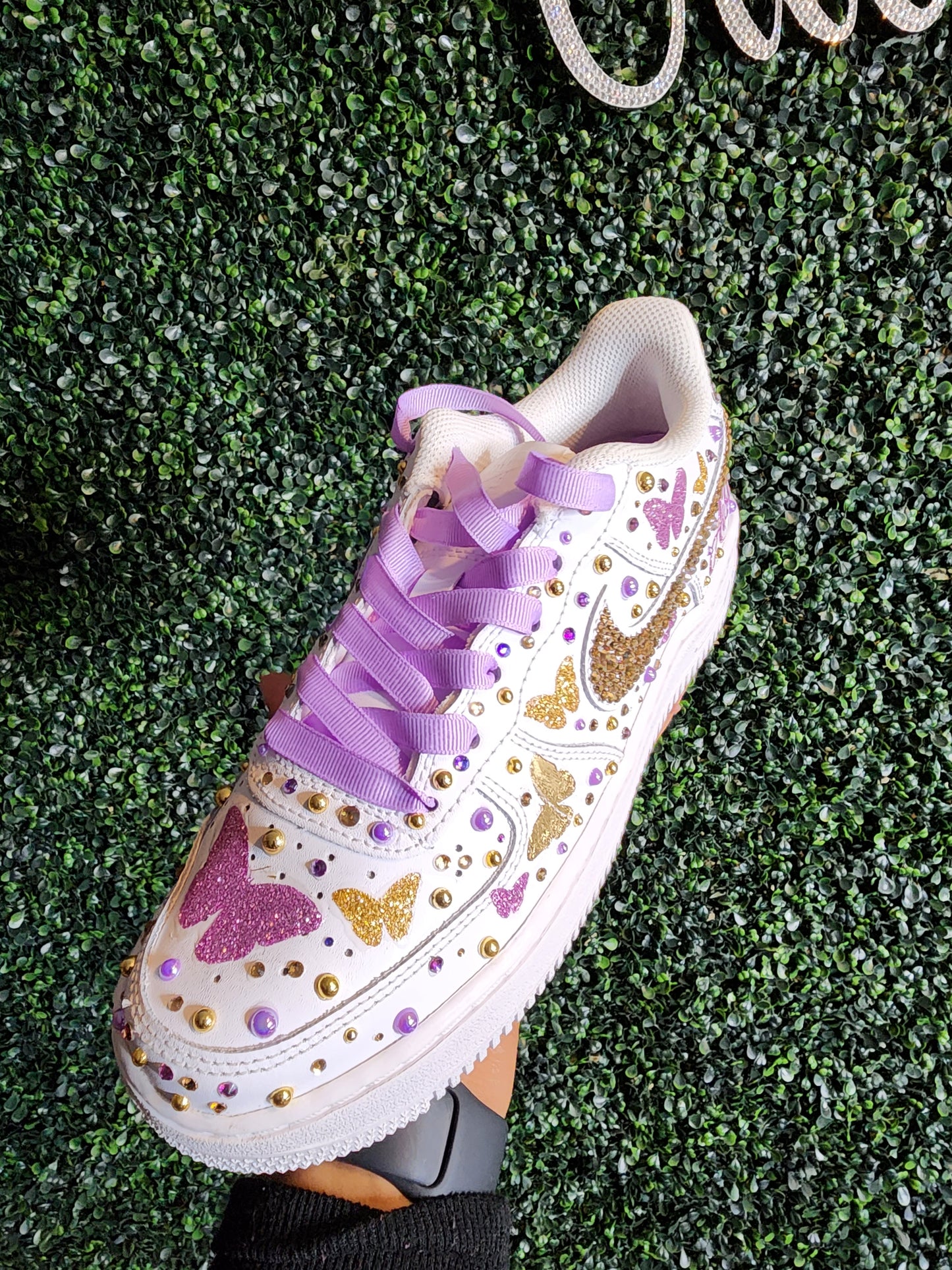 Swoosh adornado AF1